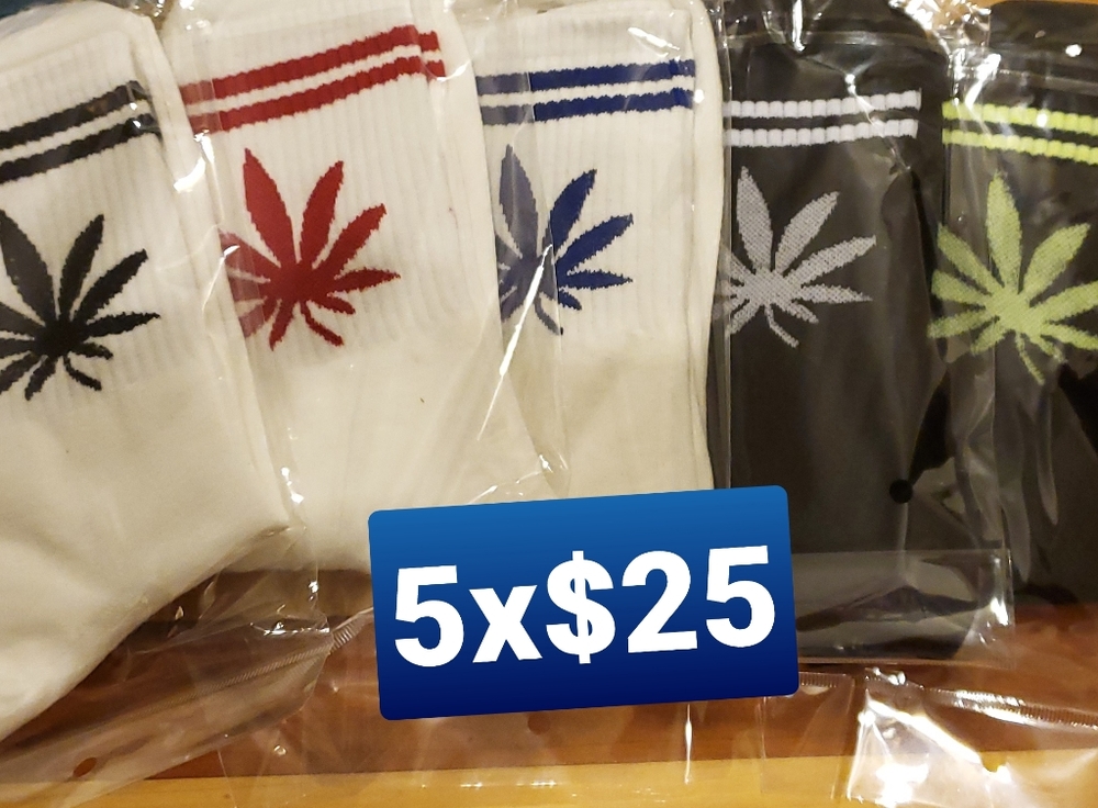 Socks Crew - Picture 2 of 2